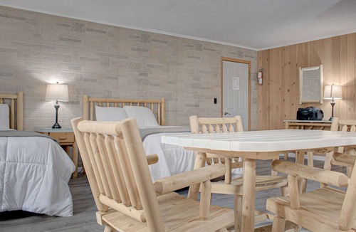North Creek Cabin | North Creek Lodge at Gore Mountain