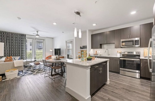 Old Lake Highlands Apartment | North Dallas Apartment, by Keller Hotel's