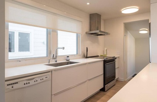 North End House | North End Completely Renovated Home with Parking