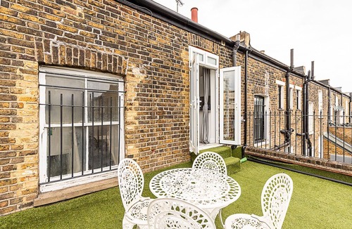 Fulham Broadway Apartment | North End Hideaway