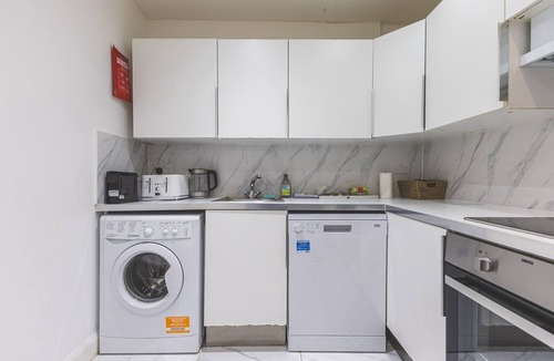 Fulham Apartment | North End Retreat