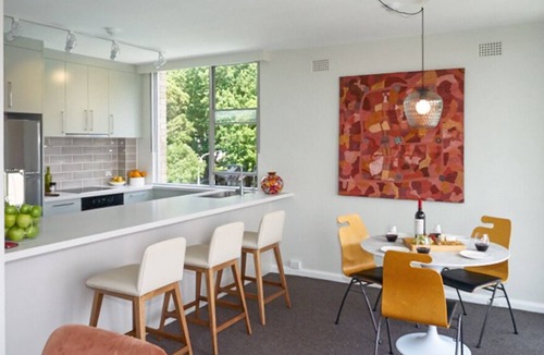 Darling Point Apartment | North facing property with idyllic views across Harbour