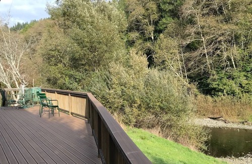 Brookings House | North Fork Chetco River House