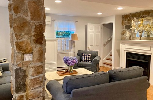 Mattituck Cottage | North Fork Cottage Getaway With Private Beach Rights