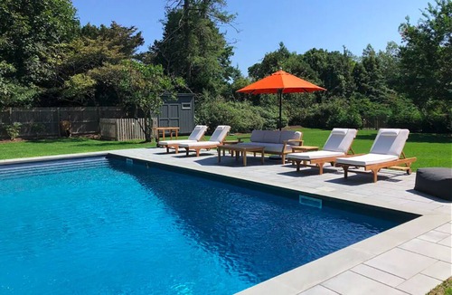 Mattituck House | North Fork Haven- Heated Saltwater Pool- Beach Pass- EV Charging On Site