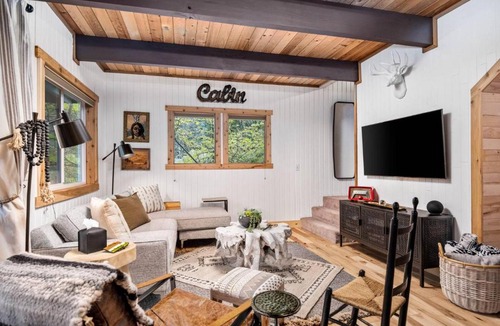 Washougal House | North Fork Hideaway