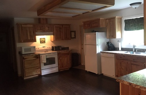 Ahsahka House | North Fork River Escape