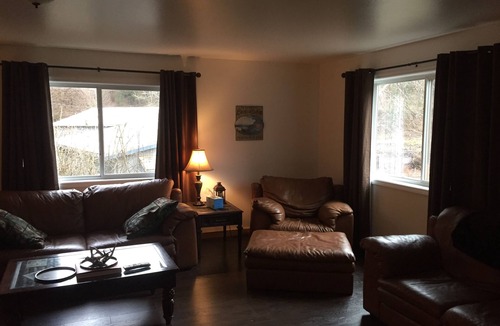 Ahsahka House | North Fork River Escape