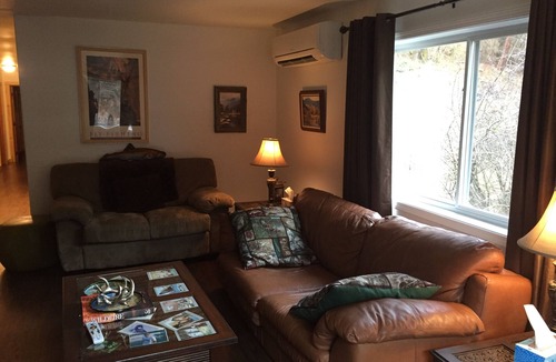 Ahsahka House | North Fork River Escape