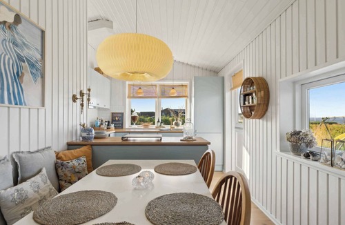 Skastrup Strand House | North Funen summer house with a view