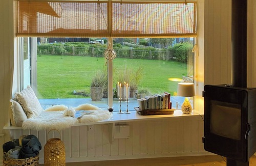 Skastrup Strand House | North Funen summer house with view and style