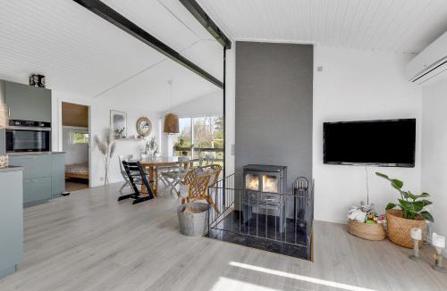 Skastrup Strand House | North Funen Summer Idyll By The Water