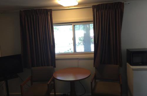 Northampton Hotel | North King Motel