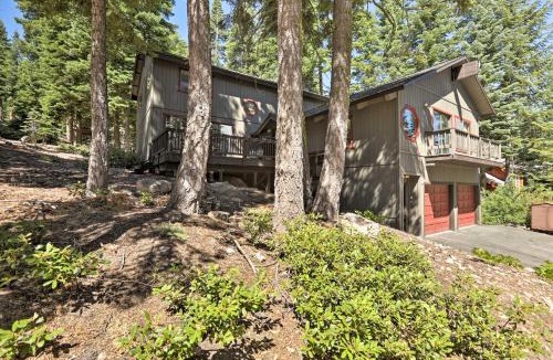 Kingswood Estates House | North Lake Tahoe Cabin: 4 Mi to the Beach!