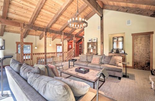 Kingswood Estates House | North Lake Tahoe Cabin: 4 Mi to the Beach!
