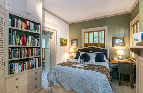 Asheville Bed & Breakfast | North Lodge Bed & Breakfast