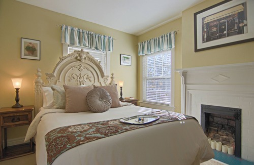 Asheville Bed & Breakfast | North Lodge Bed & Breakfast