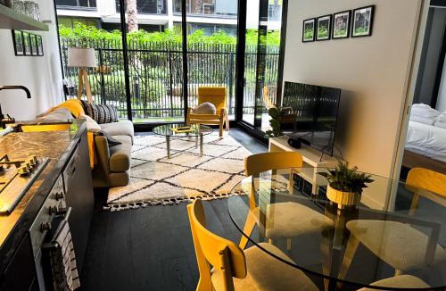 North Melbourne Apartment | North Melbourne Retreat