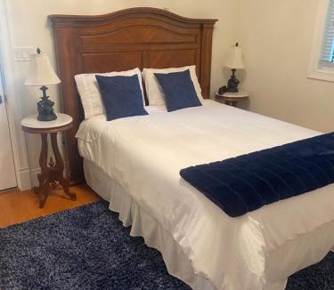 Stratford Bed & Breakfast | North of Avon B&B Suites