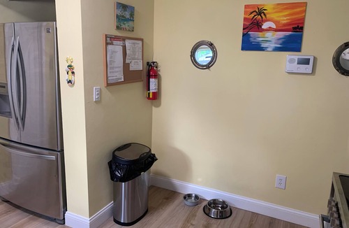 Florida North Atlantic Coast House | NORTH PALM BEACH Tropical Retreat Semi ADA Pet Friendly