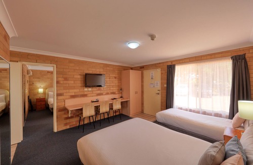 Parkes Hotel | North Parkes Motel