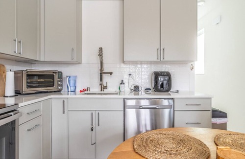 Phinney Ridge House | North Seattle Townhouse