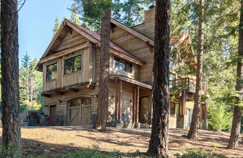 Carnelian Bay House | North Shore Bliss by Tahoe Getaways - 3 BR + Loft - Hot Tub