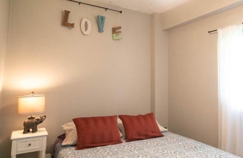 Mokuleia House | North Shore Bungalow