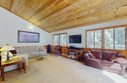 Ridgewood House | North Shore Escape
