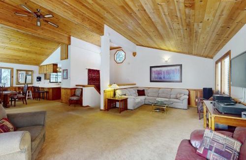 Ridgewood House | North Shore Escape