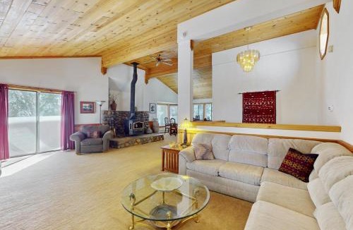 Ridgewood House | North Shore Escape