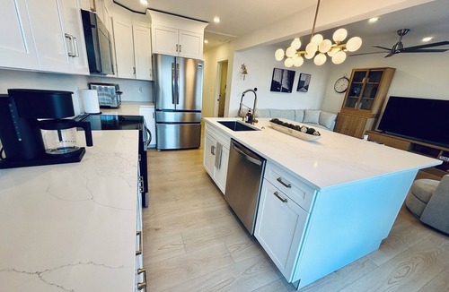 Revere Apartment | North Shore Luxury Suite