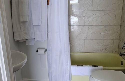 Blind River Hotel | North Shore Wayside Inn