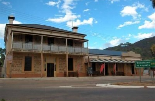 Wongyarra Hotel | North Star Inn