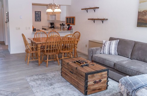 Canandaigua House | North Star Village, Bristol Mountain, Finger Lakes, Townhouse