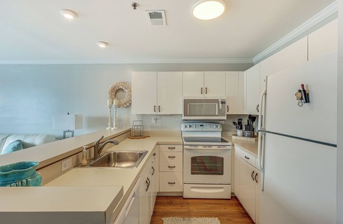 North Topsail Beach Apartment | North Topsail Beach Condo in Resort-style Complex!