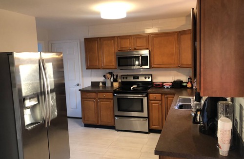 Utica House | North Utica Ranch- Movie Theater- Pets Welcome!