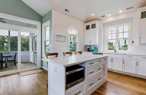 Sandbridge House | North View | 830 ft from the beach | Private Pool