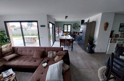 Montanay House | North/west of Lyon.140 sq.m. house with swimming pool on 600 sq.m. of land.