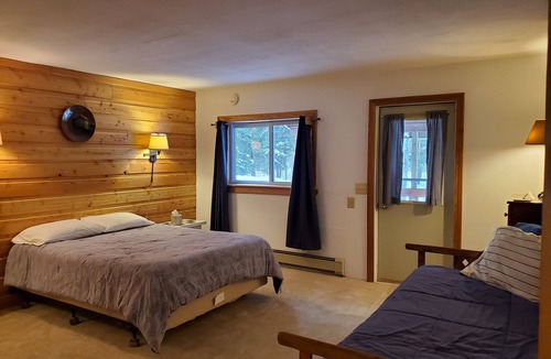 Spartansburg Cabin | North West Pennsylvania sleeps 47- Family Reunions; Weddings; Gatherings