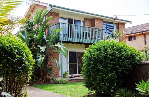 Mona Vale House | Northern Beaches Spacious 2 bed Apartment
