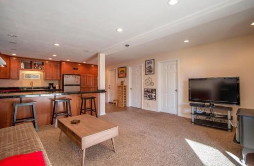 White Salmon House | Northern Daylights