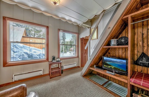 Sugar Bowl Resort Hotel | Northern Family Room