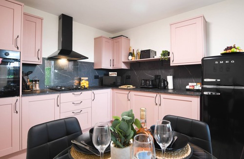 Newcastle-upon-Tyne Apartment | Northern Hideaways, The Nest Ponteland