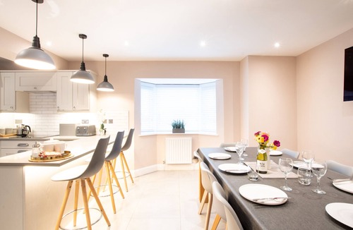 Tweedmouth House | Northern Hideaways, Brown Bear House