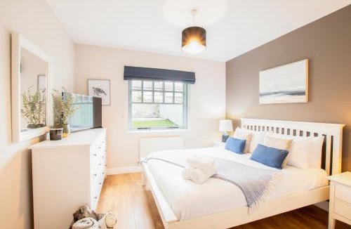 Beadnell House | Northern Hideaways Shore Cottage, Beadnell