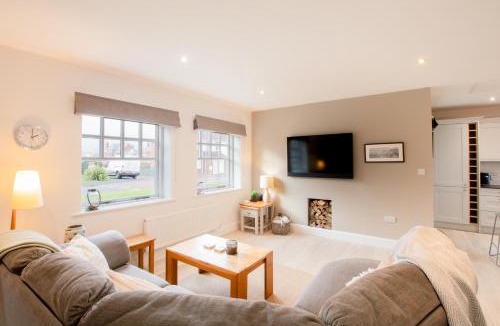 Beadnell House | Northern Hideaways Shore Cottage, Beadnell