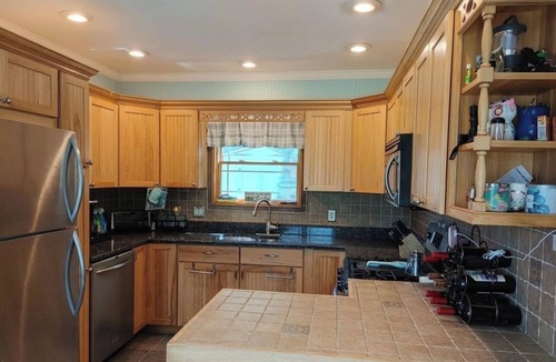 North Lake George House | Northern Lake George Waterfront. Private Docks