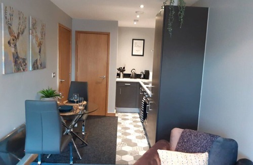 Saltaire Village Apartment | Northern Lights Apartment