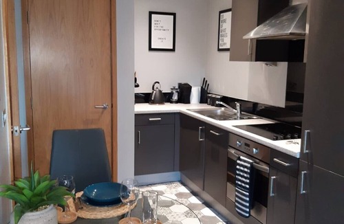 Saltaire Village Apartment | Northern Lights Apartment